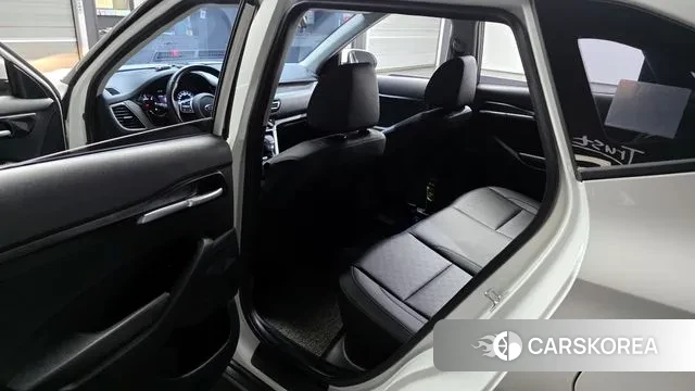 Kia Seltos 2021 Белый из Кореи, фото 2