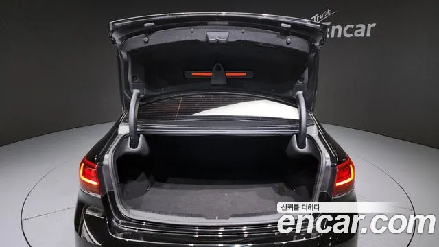 Kia K7 Premier 2019 Черный из Кореи, фото 2