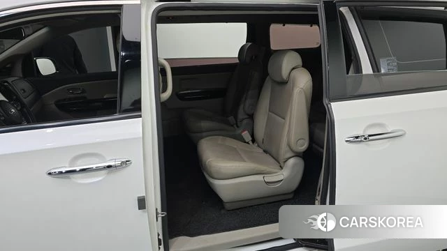Kia The New Carnival 2018 Белый из Кореи, фото 2