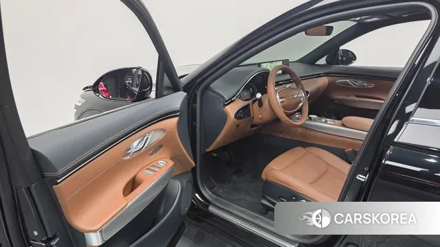 Genesis GV70 2024 Черный из Кореи, фото 2