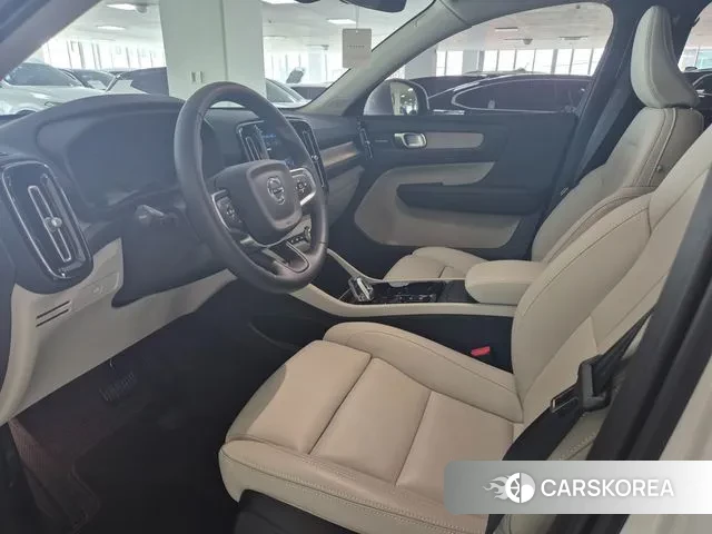 Volvo XC40 id 3211940 из Кореи 2