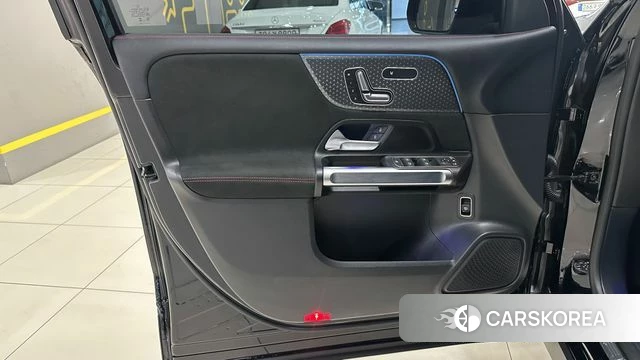 Mercedes-Benz GLB-Class X247 2024 Черный из Кореи, фото 2