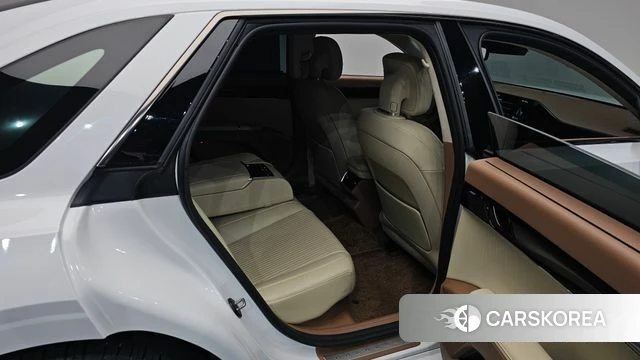 Hyundai Grandeur Hybrid (GN7) 2023 Белый из Кореи, фото 2