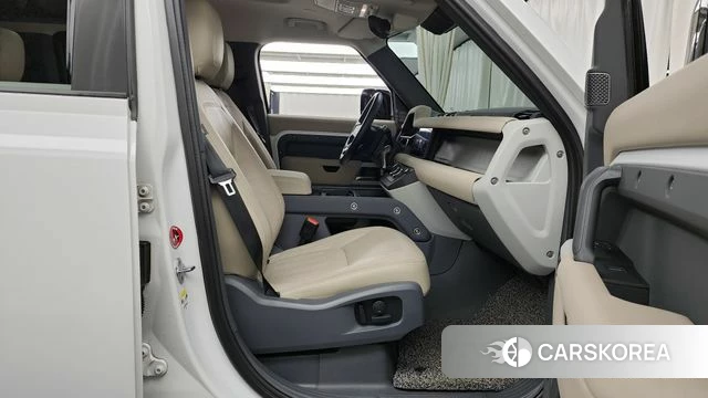 Land Rover Defender (L663) 2021 Белый из Кореи, фото 2