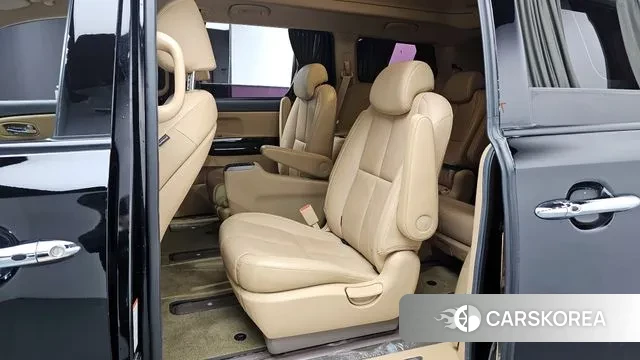 Kia The New Carnival 2019 Черный из Кореи, фото 2