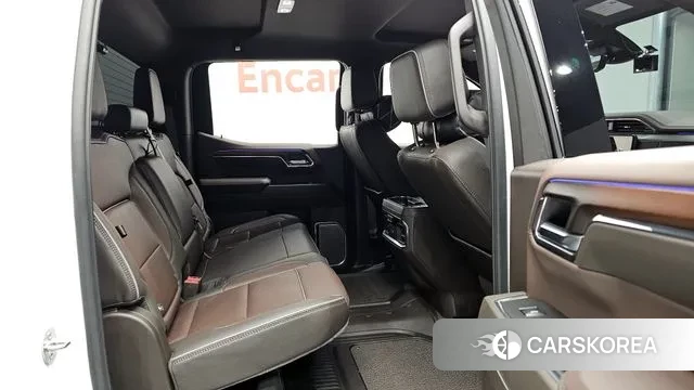 GMC Sierra 2024 Белый из Кореи, фото 2