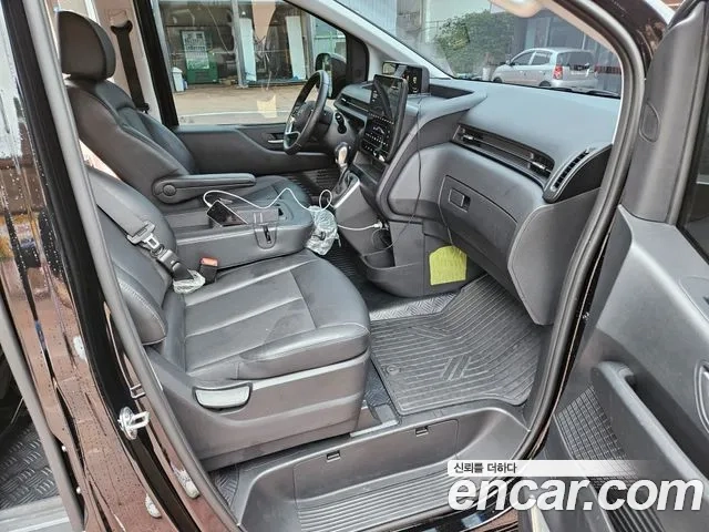 Hyundai Staria 2021 Черный из Кореи, фото 2