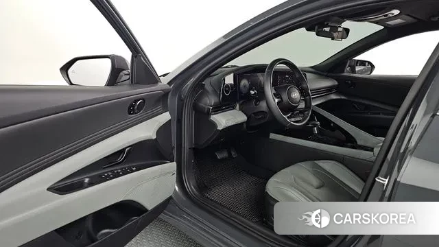 Hyundai The New Avante (CN7) 2024 Серый из Кореи, фото 2