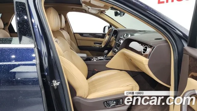 Bentley Bentayga 2020 Синий из Кореи, фото 2