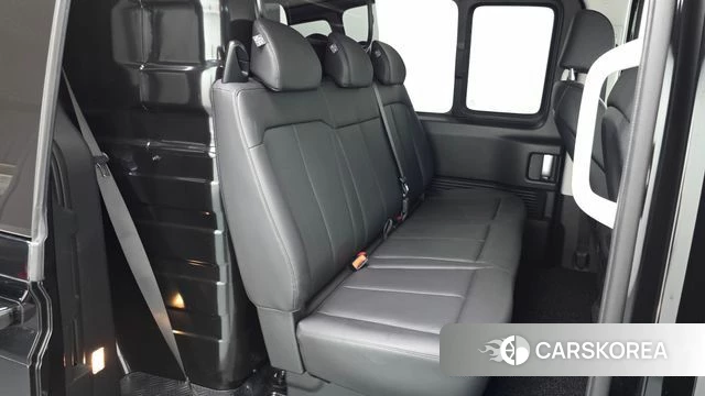 Hyundai Staria 2023 Черный из Кореи, фото 2