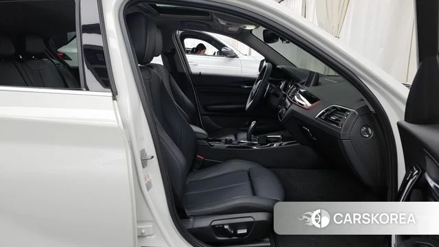 BMW 1 Series (F20) 2019 Белый из Кореи, фото 2