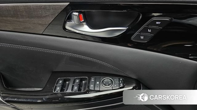 Kia K7 Premier 2019 Черный из Кореи, фото 2