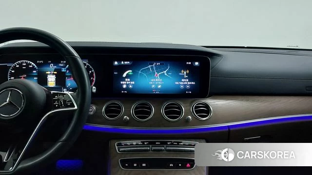 Mercedes-Benz E-Class W213 2023 Белый из Кореи, фото 2