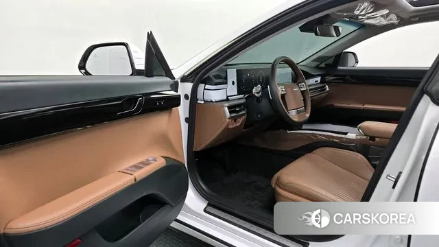 Hyundai Grandeur Hybrid (GN7) 2023 Белый из Кореи, фото 2