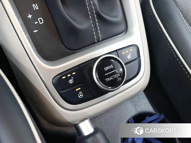 Hyundai Venue 2020 Серебристо-серый из Кореи, фото 2