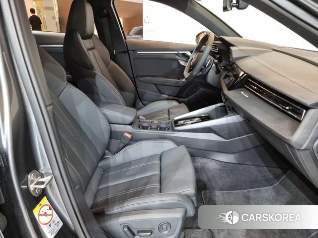 Audi A3 (8Y) 2025 Серый из Кореи, фото 2