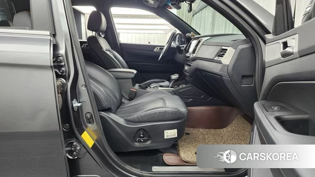 Ssangyong Rexton Sports Cannes 2019 Серый из Кореи, фото 2