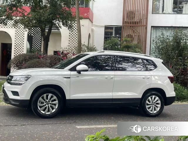 Volkswagen Tuyue 2021 Белый из Китая, фото 2