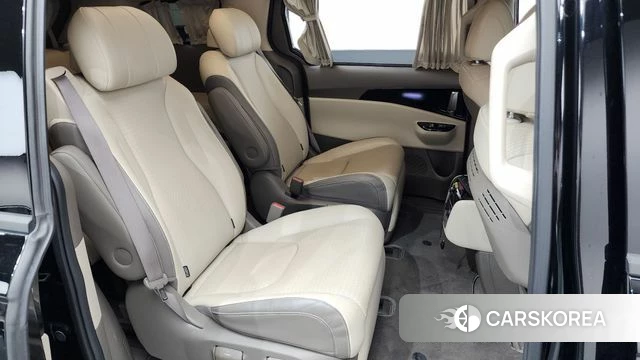 Kia Carnival 4th generation 2023 Черный из Кореи, фото 2