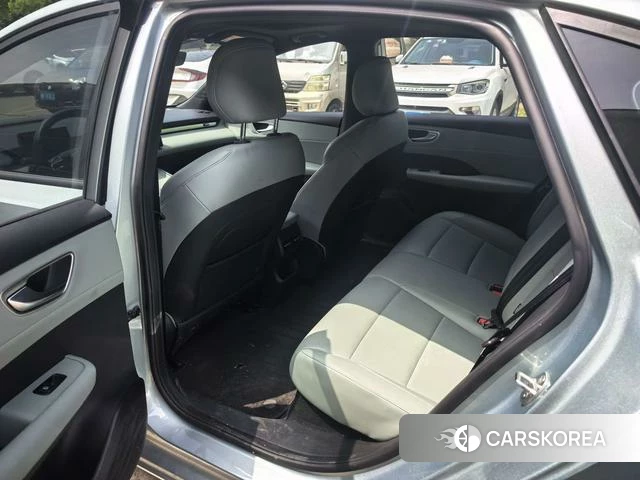 Roewe D6 2025 Зеленый из Китая, фото 2