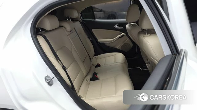 Mercedes-Benz GLA-Class X156 2019 Белый из Кореи, фото 2