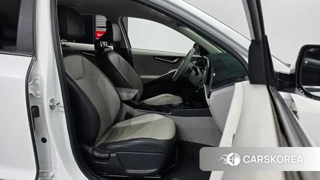 Kia Di All New Niro EV 2023 Белый из Кореи, фото 2