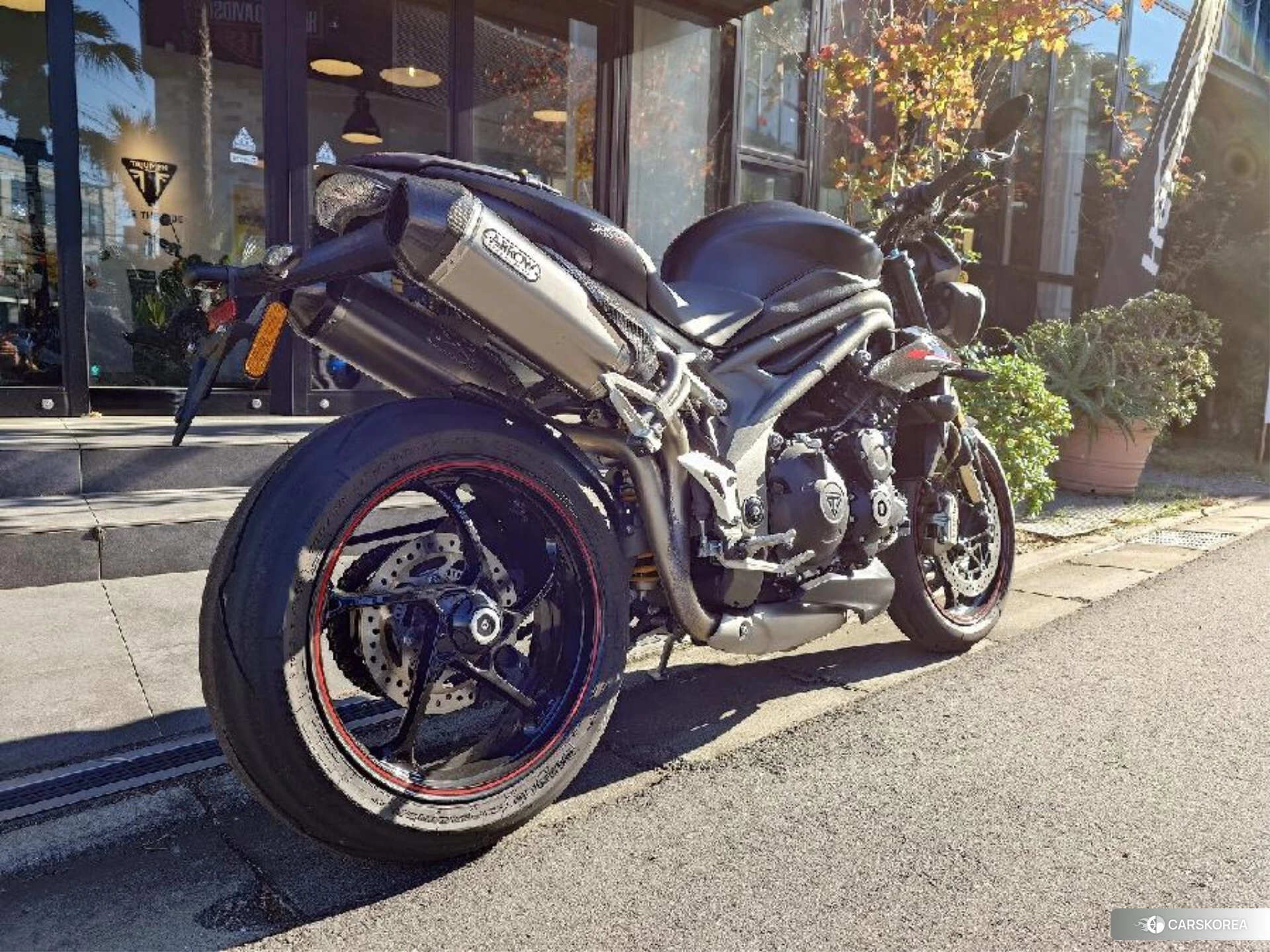 Triumph SPEED TRIPLE RS 2018 из Японии