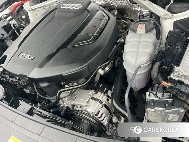 Audi A4L 2023 Белый из Китая, фото 2
