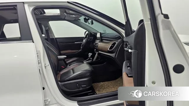 Kia Seltos 2021 Белый из Кореи, фото 2