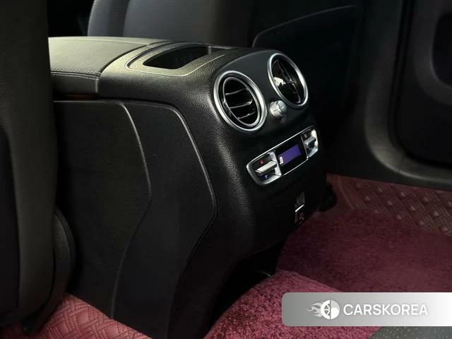 Mercedes-Benz GLC 2022 Белый из Китая, фото 2
