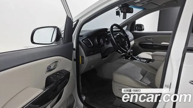 Kia The New Carnival 2019 Белый из Кореи, фото 2