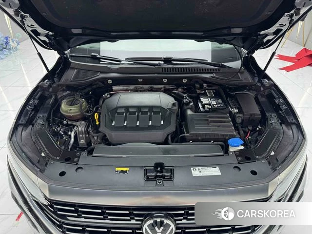 Volkswagen Passat 2022 Черный из Китая, фото 2