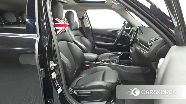 Mini Cooper Clubman 2019 Черный из Кореи, фото 2