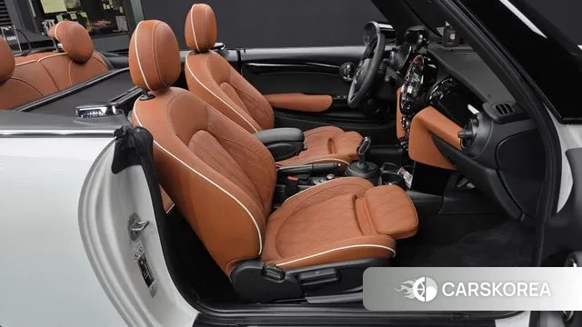 Mini Cooper S Convertible 2023 Белый из Кореи, фото 2