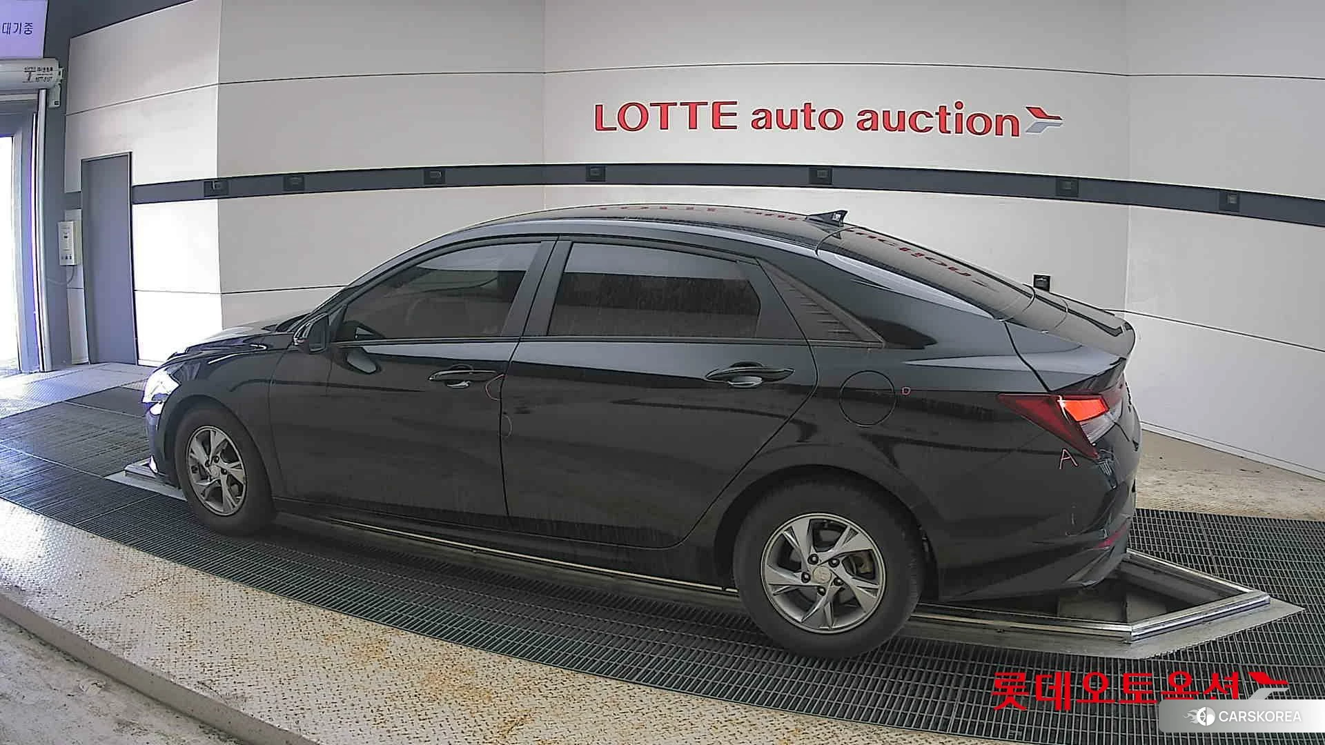 Hyundai Avante 2022 Phantom Black Pearl из Кореи, фото 2
