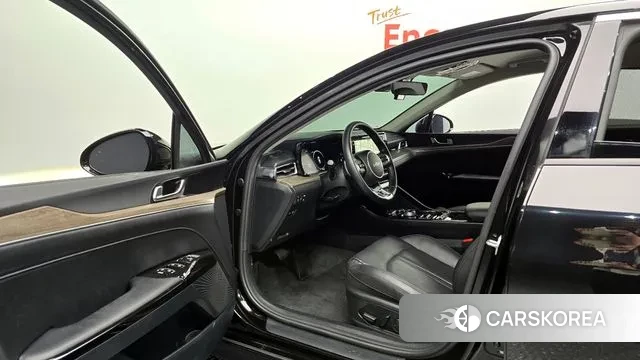 Kia K5 Hybrid 3rd Generation 2023 Черный из Кореи, фото 2