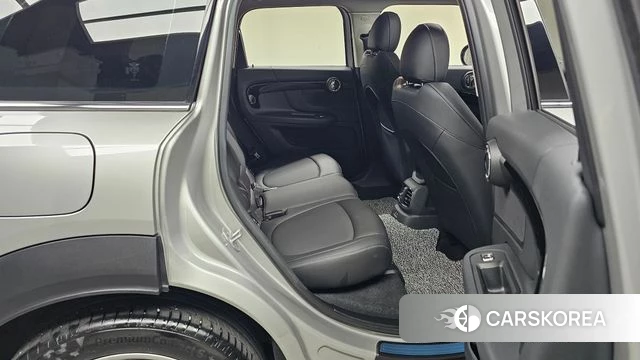 Mini Cooper Countryman 2023 Серебряный из Кореи, фото 2