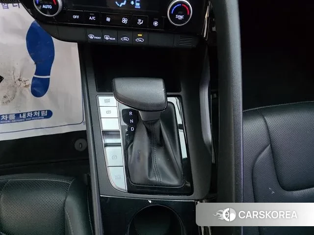 Hyundai Avante Hybrid (CN7) 2022 Черный из Кореи, фото 2