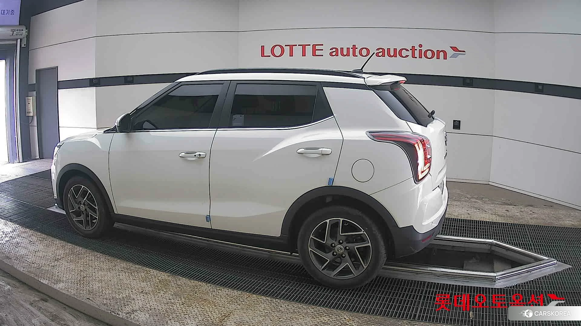 SsangYong Tivoli 2022 Grand White из Кореи, фото 2