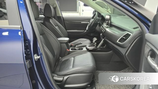 Kia Seltos 2020 Синий из Кореи, фото 2