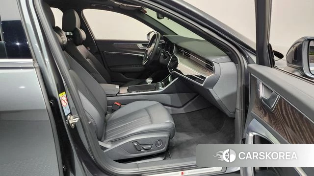 Audi A6 (C8) 2021 Серый из Кореи, фото 2