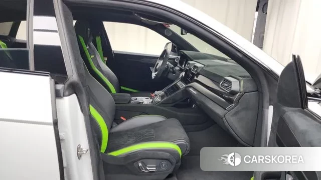 Lamborghini Urus 2023 Белый из Кореи, фото 2