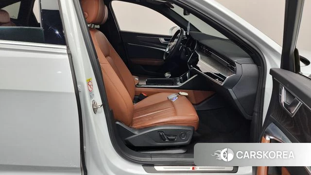 Audi A6 (C8) 2022 Белый из Кореи, фото 2