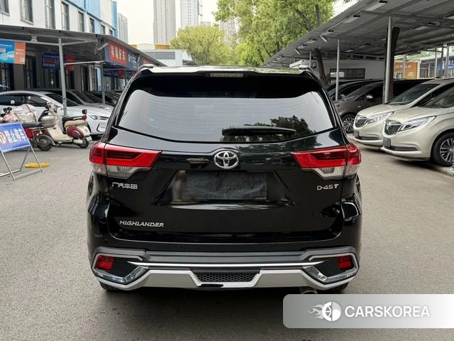Toyota Highlander 2021 Черный из Китая, фото 2