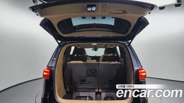 Kia The New Carnival 2019 Черный из Кореи, фото 2