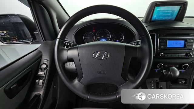 Hyundai The New Grand Starex 2019 Белый из Кореи, фото 2