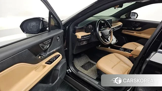 Lincoln Corsair 2021 Черный из Кореи, фото 2