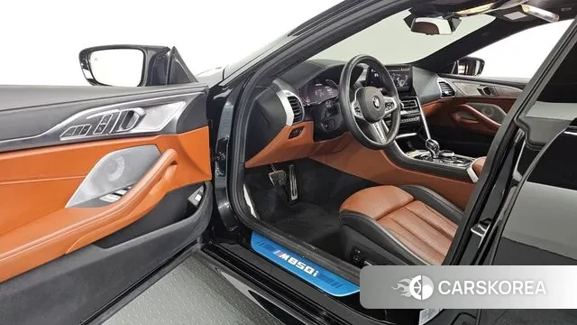 BMW 8 Series (G15) 2025 Черный из Кореи, фото 2