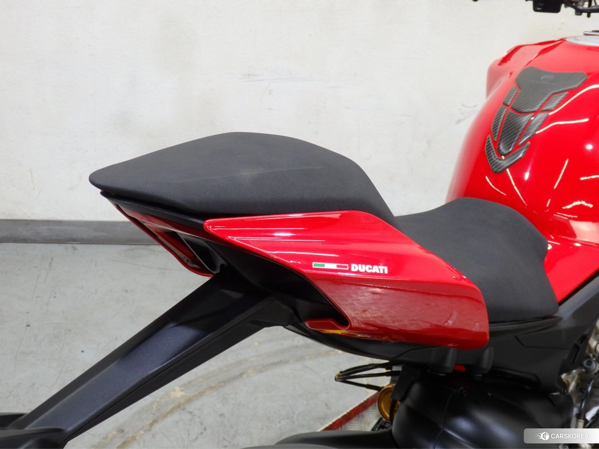 Ducati STREETFIGHTER V4 S 2020 из Японии, фото 5