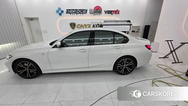 BMW 3 Series (G20) 2023 Белый из Кореи, фото 2